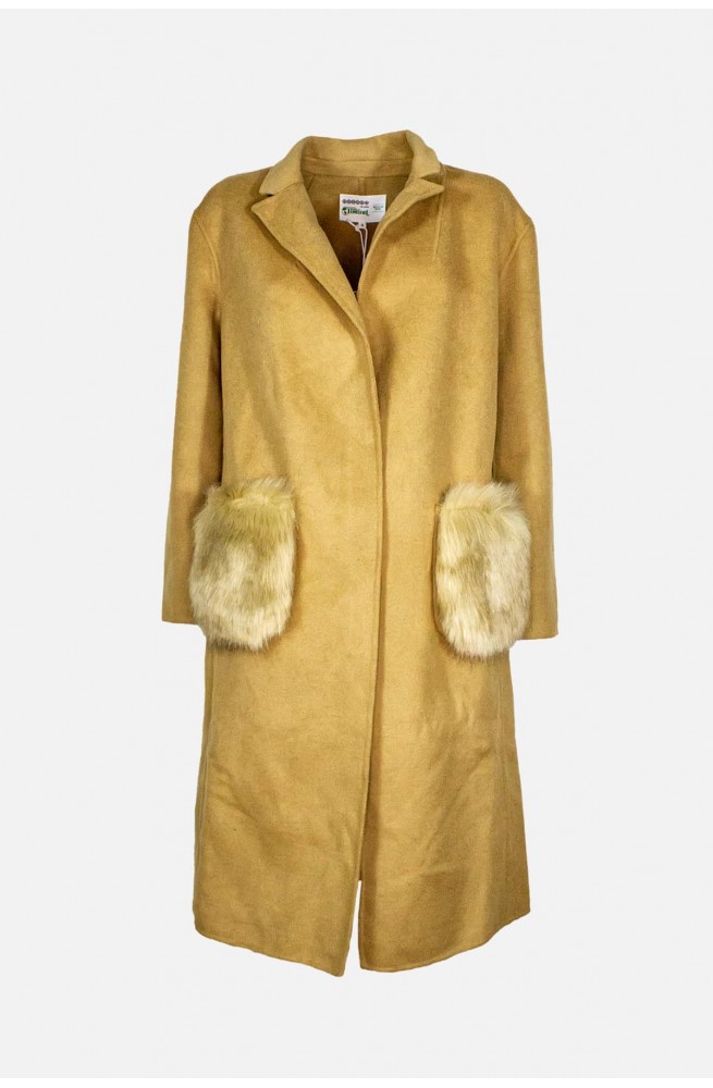παλτό καμηλό γυναικείο μάλλινο με αποσπώμενες γούνινες τσέπες