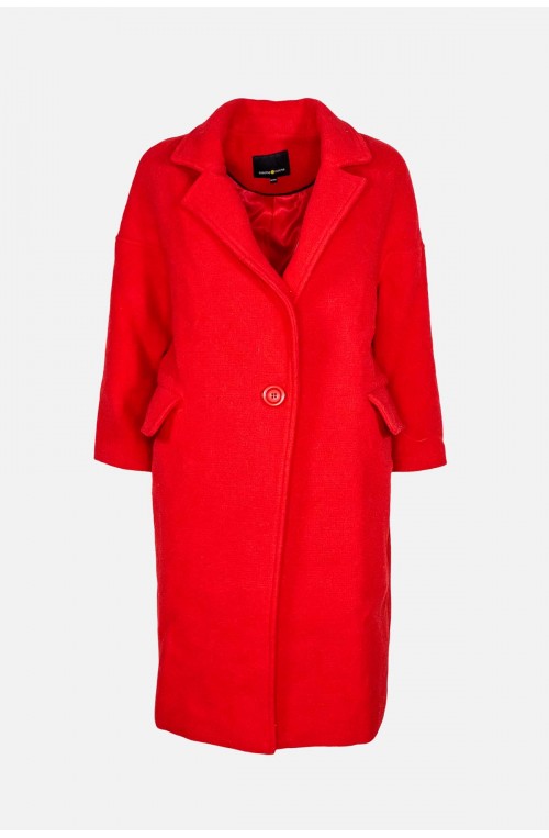	Women's red woolen coat	
