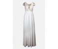 νυφικό φόρεμα λευκό λιτό με διαφάνεια και κεντητά λουλούδια
