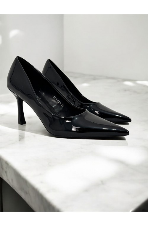 Γόβα μυτερή μαύρη