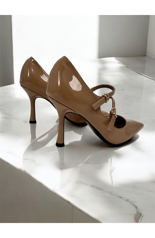 Γόβα μυτερή με λουράκια μπεζ nude