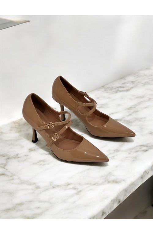 Γόβα μυτερή με λουράκια μπεζ nude