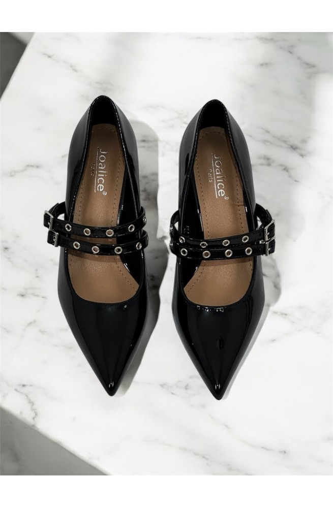 Γόβα μυτερή με λουράκια μαύρη